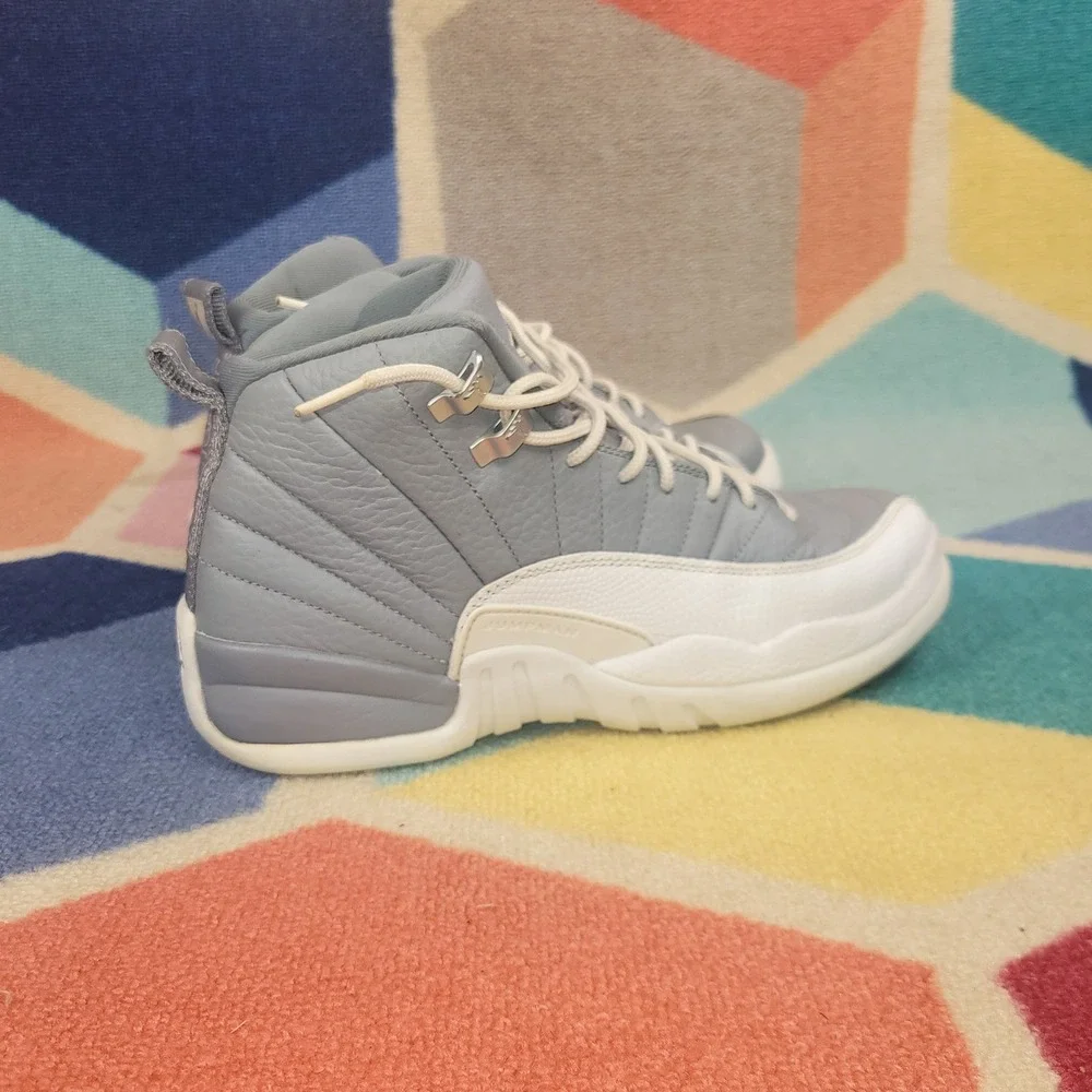 Air Jordan 12 Retro Wolf Grey White GS 510815-018‎ Basketball Shoes 6Y